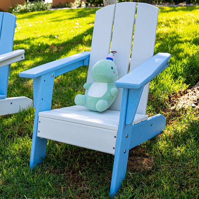 Crystal River White Seat Blue Arms ResinTEAK Child-Size Adirondack Chair
